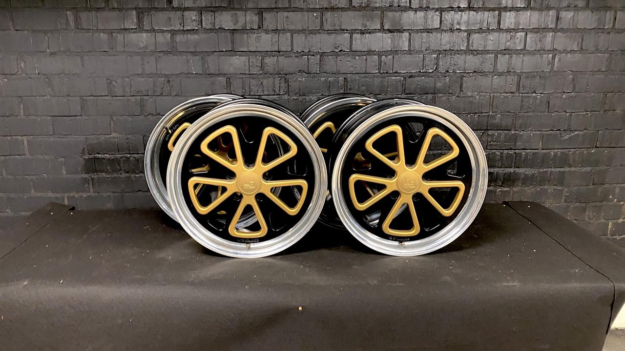 Fifteen52 Magnus Walker Outlaw wheels LesAnciennes.com