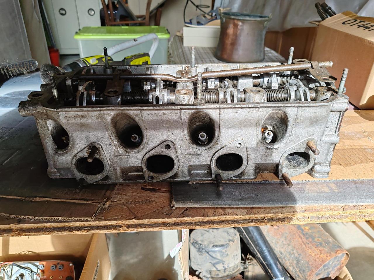 Culasse BMW 2000CS-2000ti-2002ti NK-E114-E10-E120 LesAnciennes.com