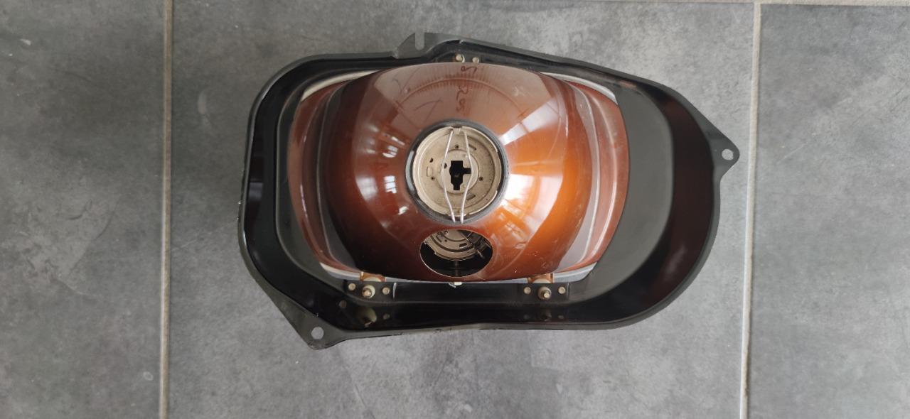 Phare gauche BI IODE PEUGEOT 204 coupé cabriolet LesAnciennes.com