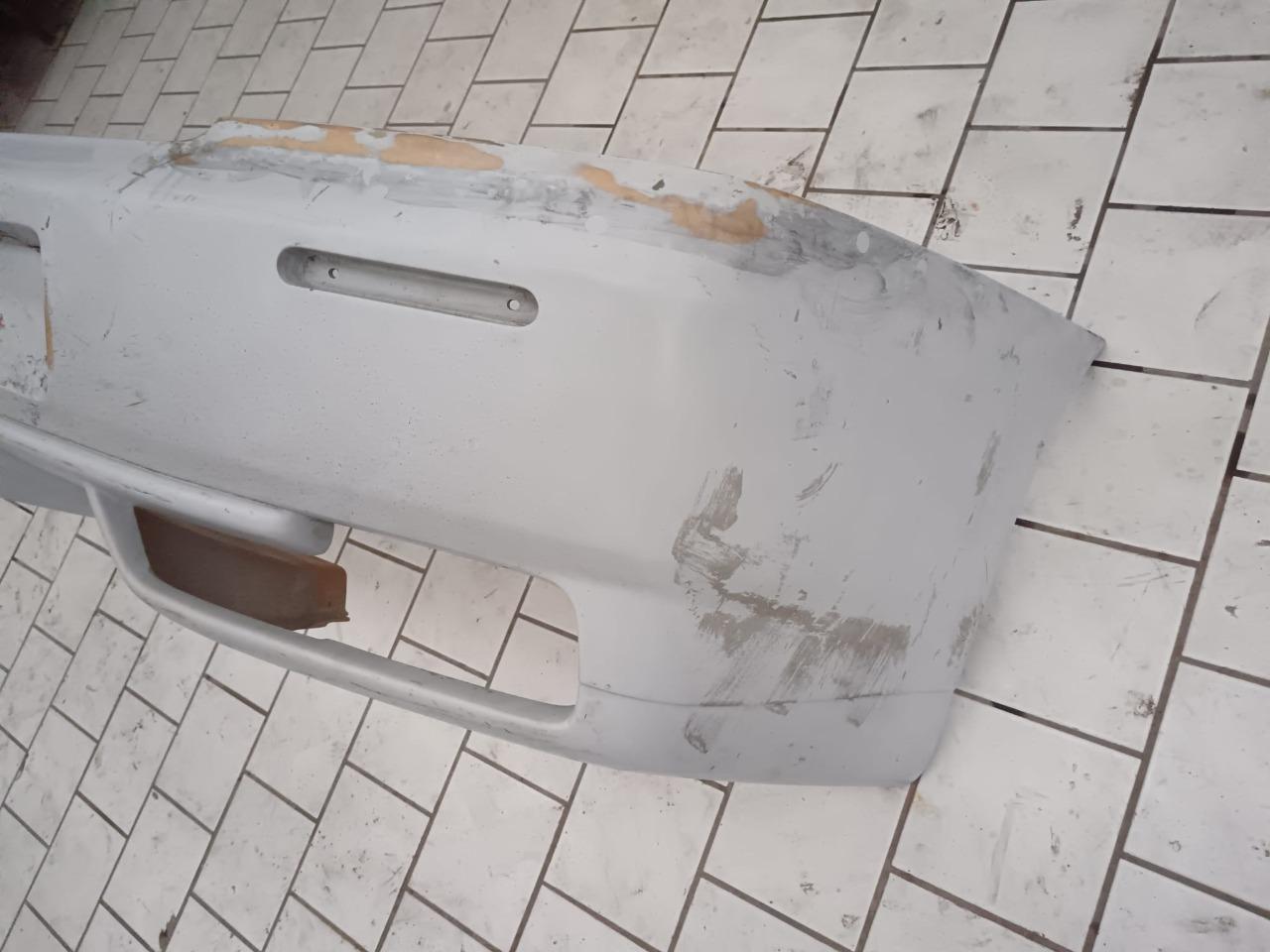 Pare chocs arrière Ferrari 612 Scaglietti LesAnciennes.com