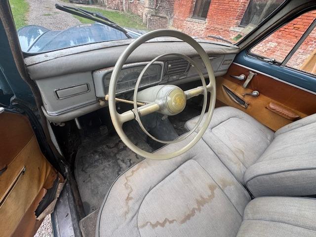 PEUGEOT 403 - 1956 LesAnciennes.com