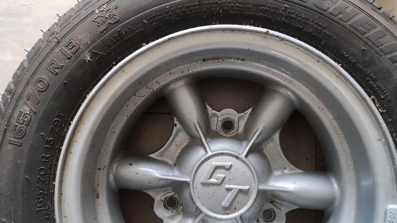 Paire de jantes GT pour Alpine A110 ou Renault R8 LesAnciennes.com