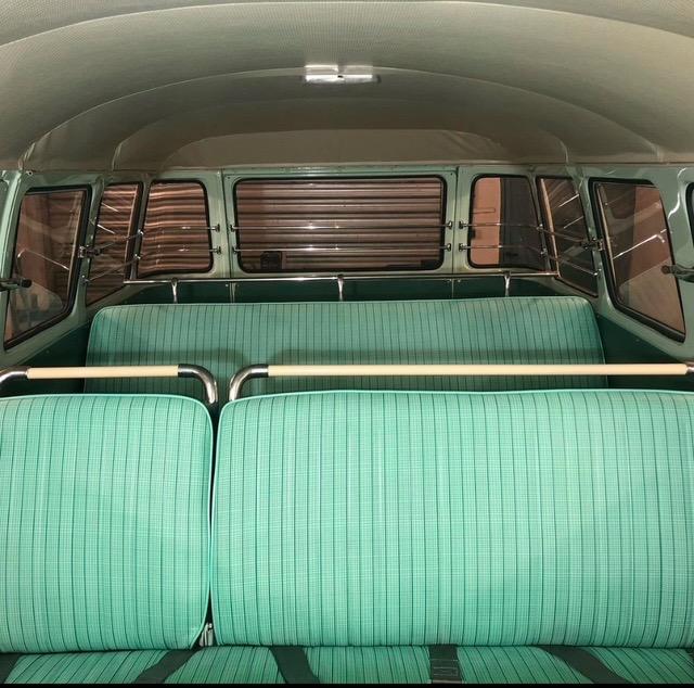 VOLKSWAGEN Combi T1 - 1975 LesAnciennes.com