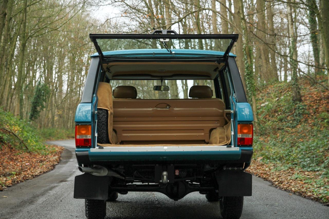 LAND ROVER Range Rover Suffix F - Restauré - 1979 LesAnciennes.com