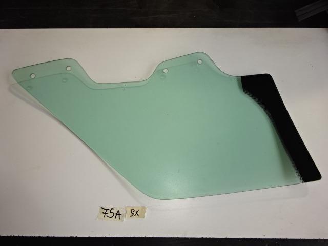 Vitre gauche pour Bugatti EB110 LesAnciennes.com