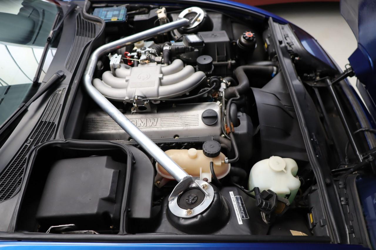 BMW Z1 Roadster - 1994 LesAnciennes.com
