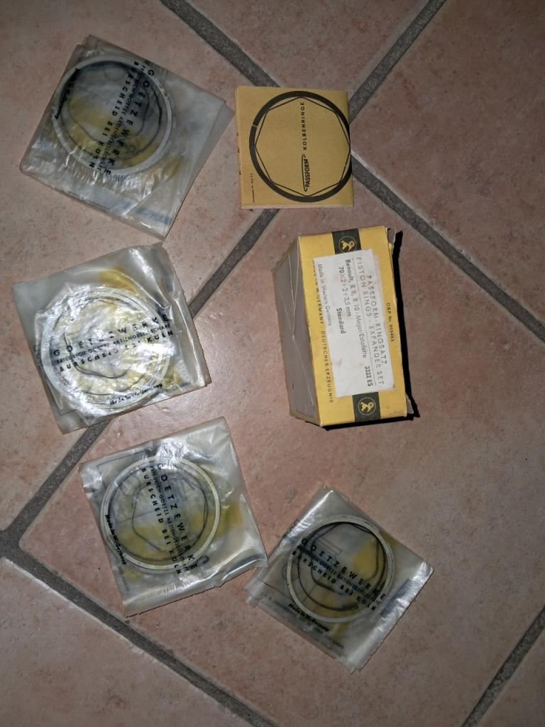Piston rings Renault R8 R10 Major/Estafett 3322 ES LesAnciennes.com