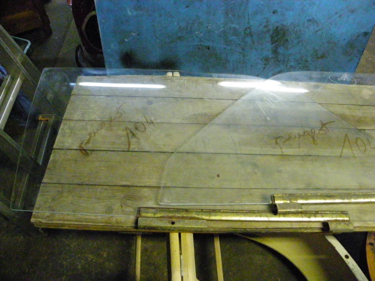 Vitres PEUGEOT 104 LesAnciennes.com