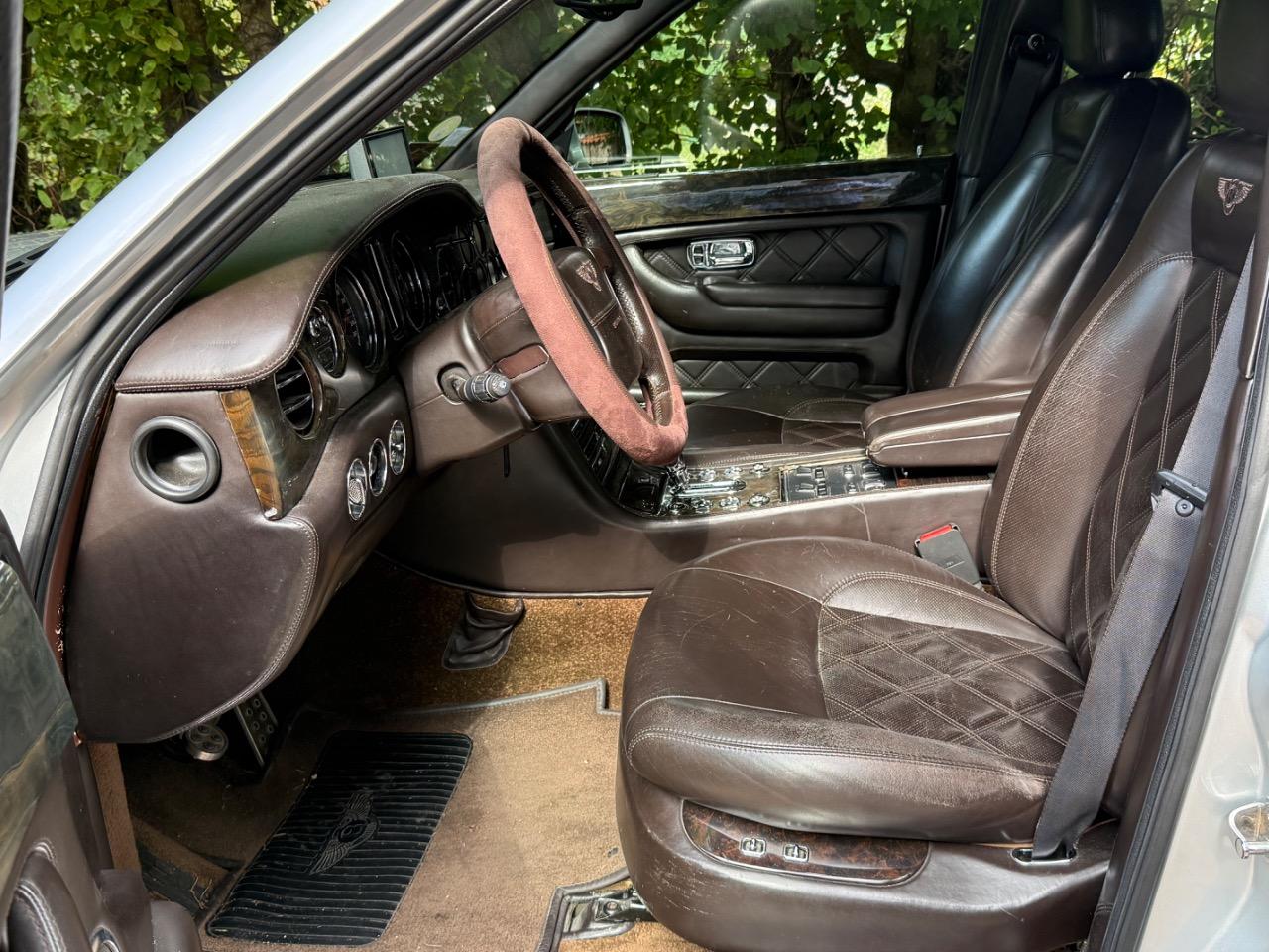 BENTLEY Arnage T - 2004 LesAnciennes.com
