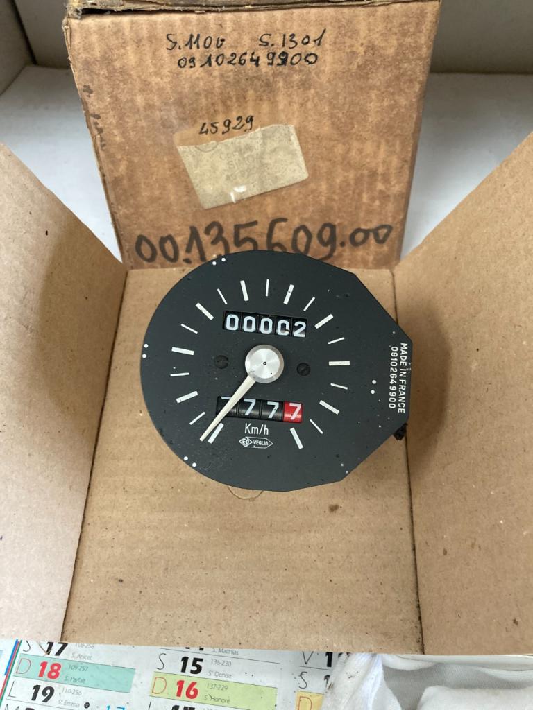 Compteur neuf VEGLIA SIMCA 1301 LesAnciennes.com