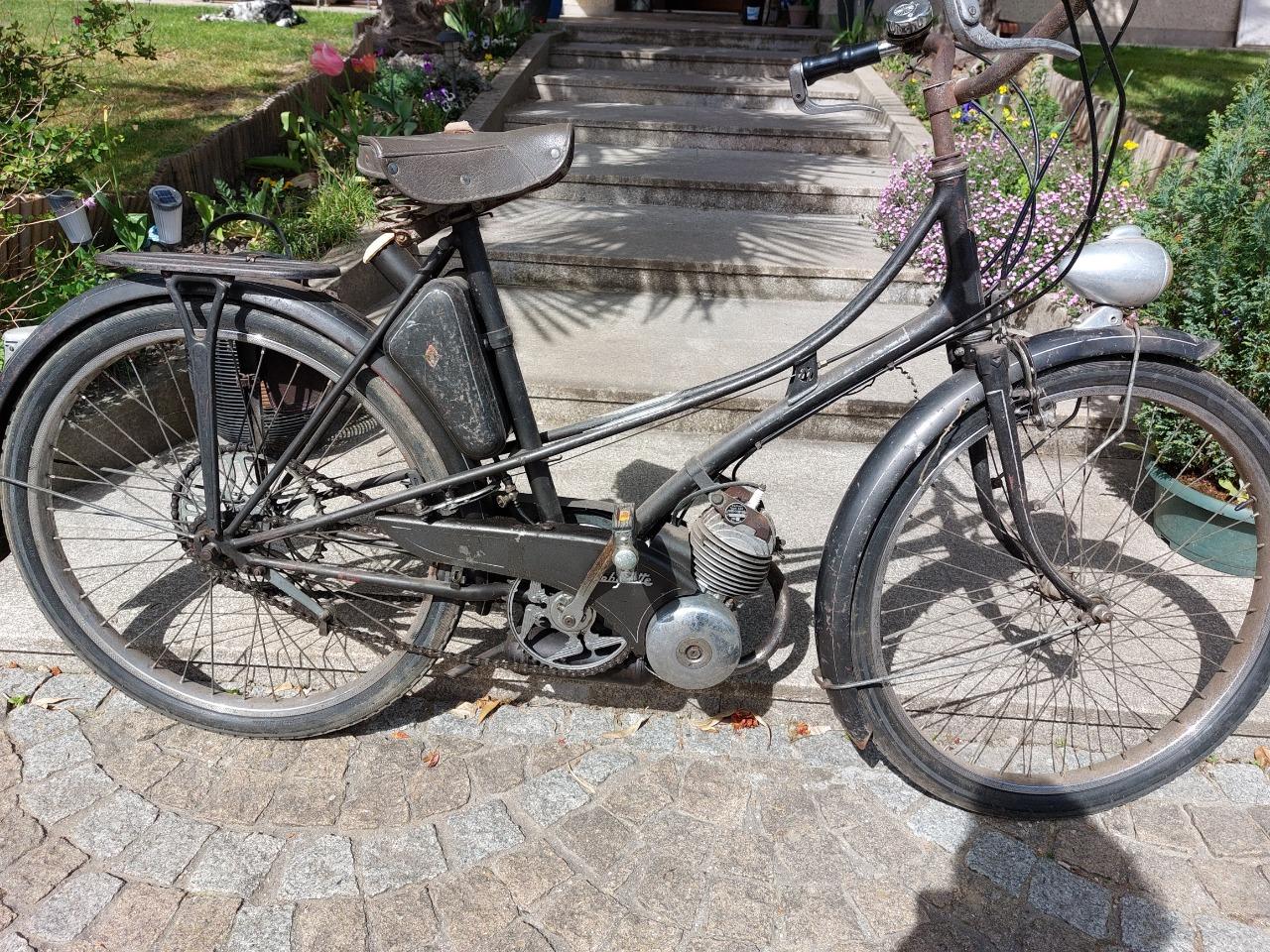 MOTOCONFORT AV 3 - 1950 LesAnciennes.com