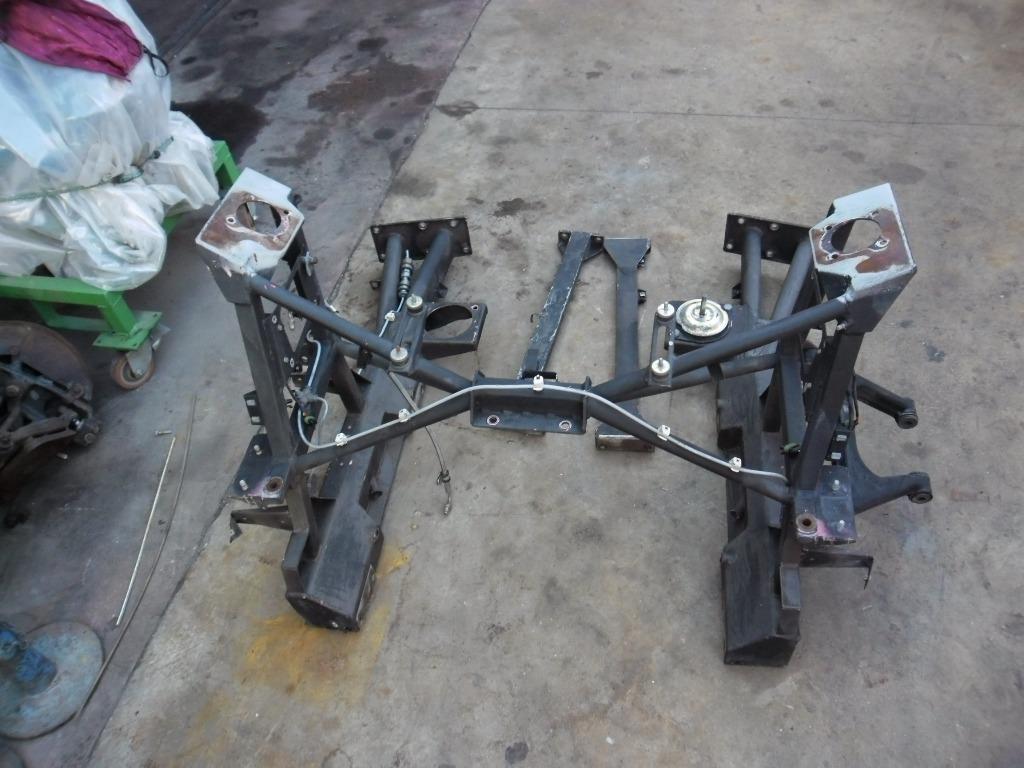 Cadre moteur arrière Ferrari 348 LesAnciennes.com