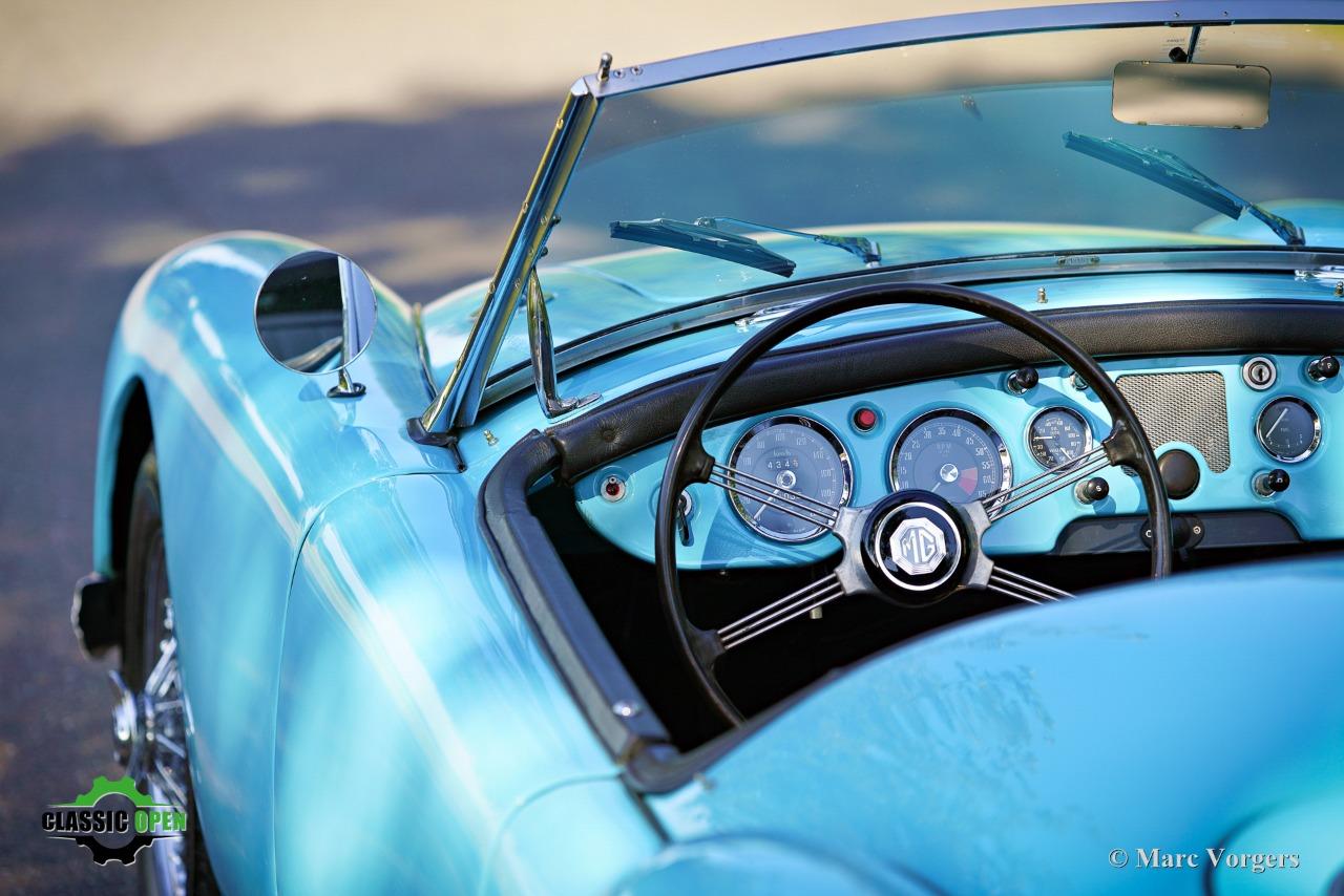 MG MGA 1500 - 1957 LesAnciennes.com