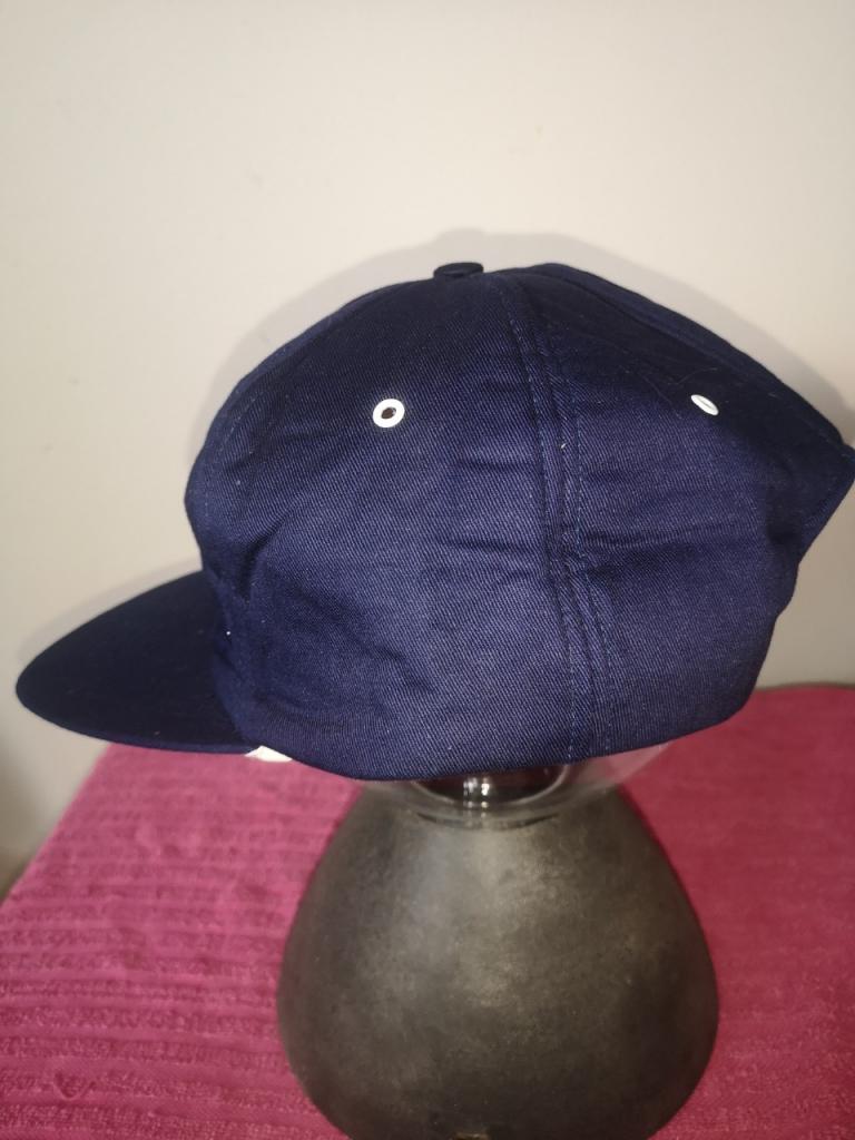 Casquette Vive le sport Renault LesAnciennes.com