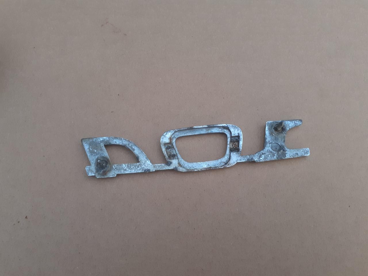 Logo PEUGEOT 104 LesAnciennes.com