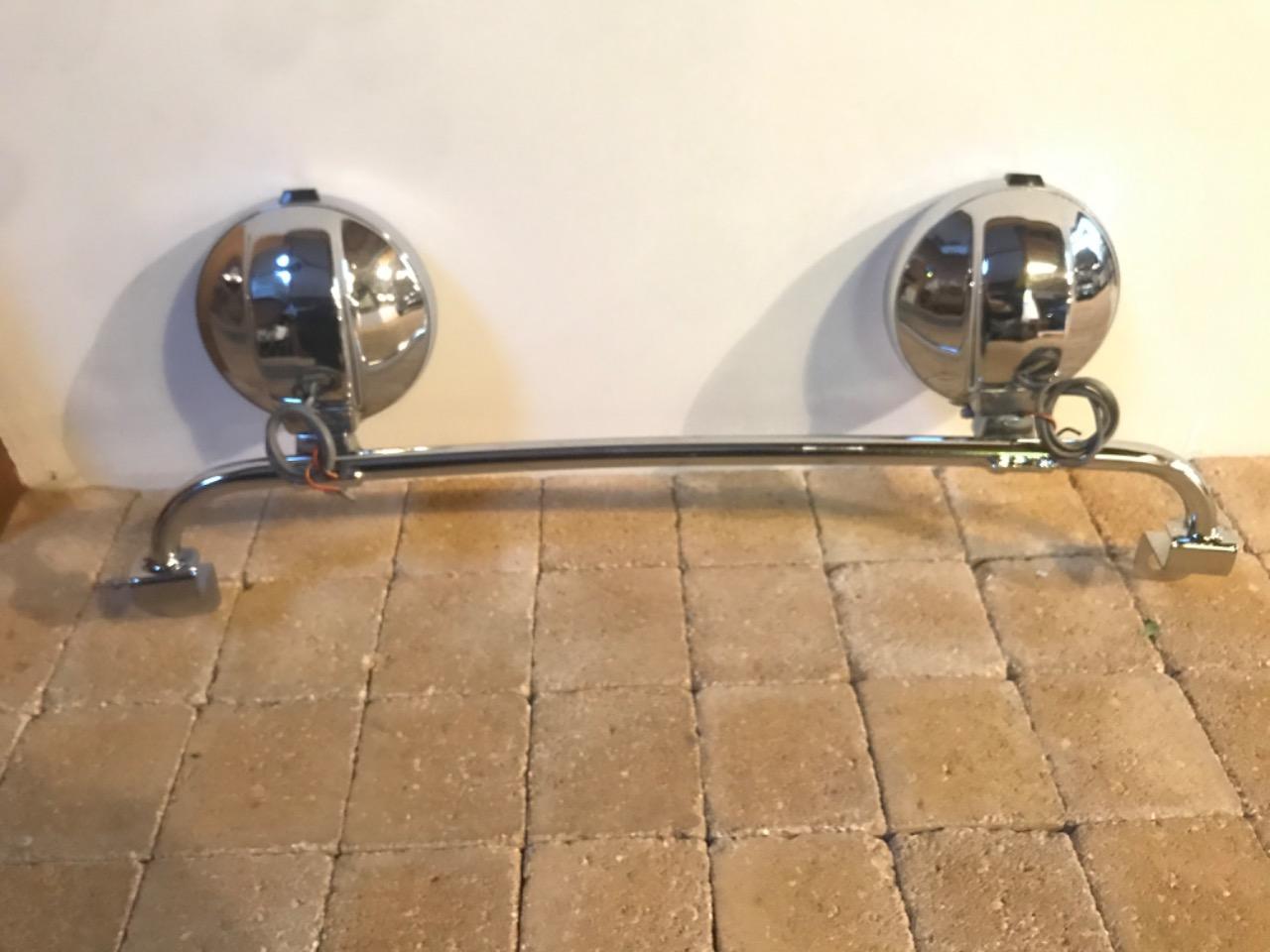 Rampe de phare MG MGB LesAnciennes.com