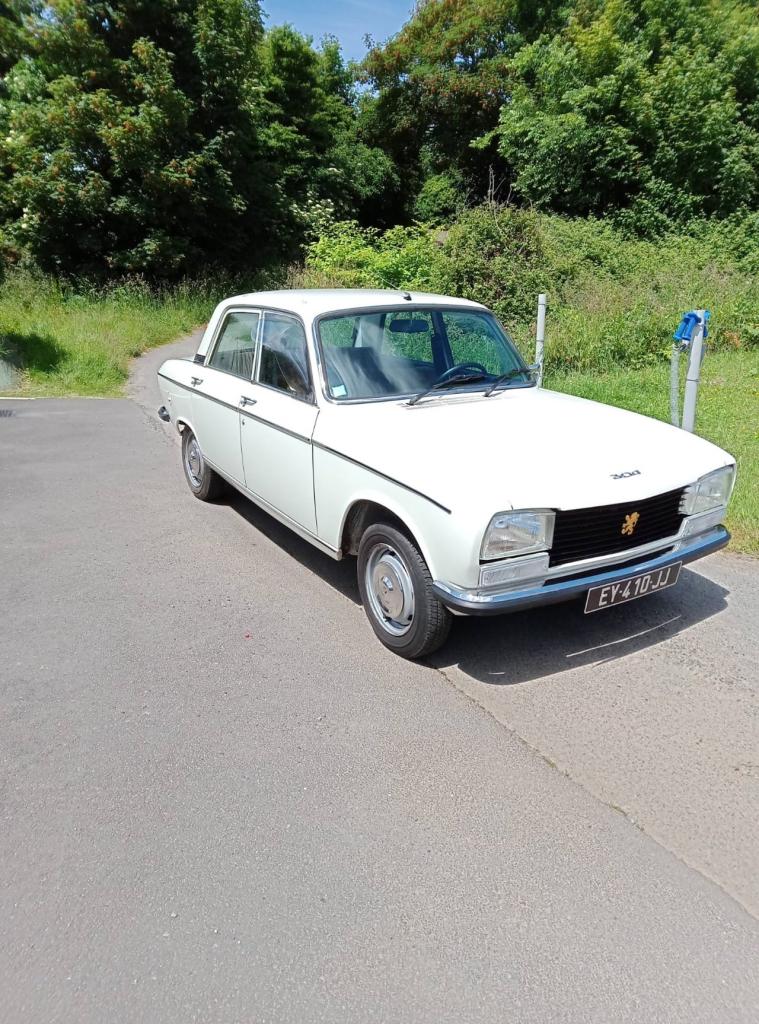 1976 Peugeot 304 Berline LesAnciennes.com