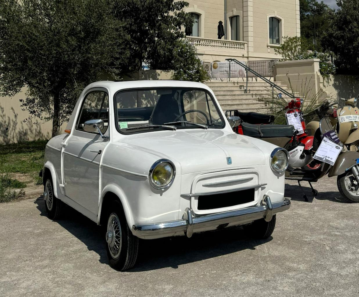 VESPA 400 - 1959 LesAnciennes.com