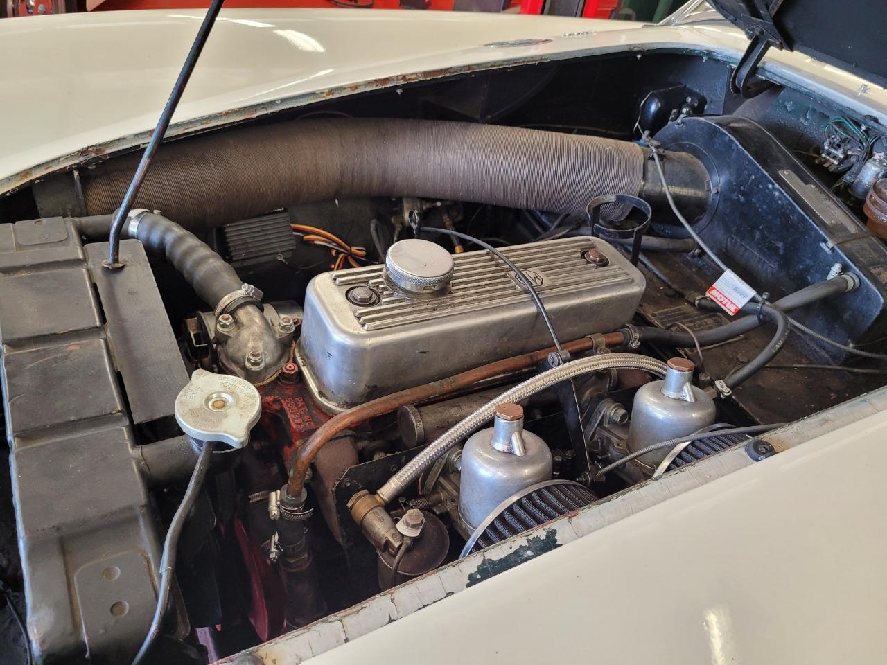 MG MGA 1600 - 1960 LesAnciennes.com