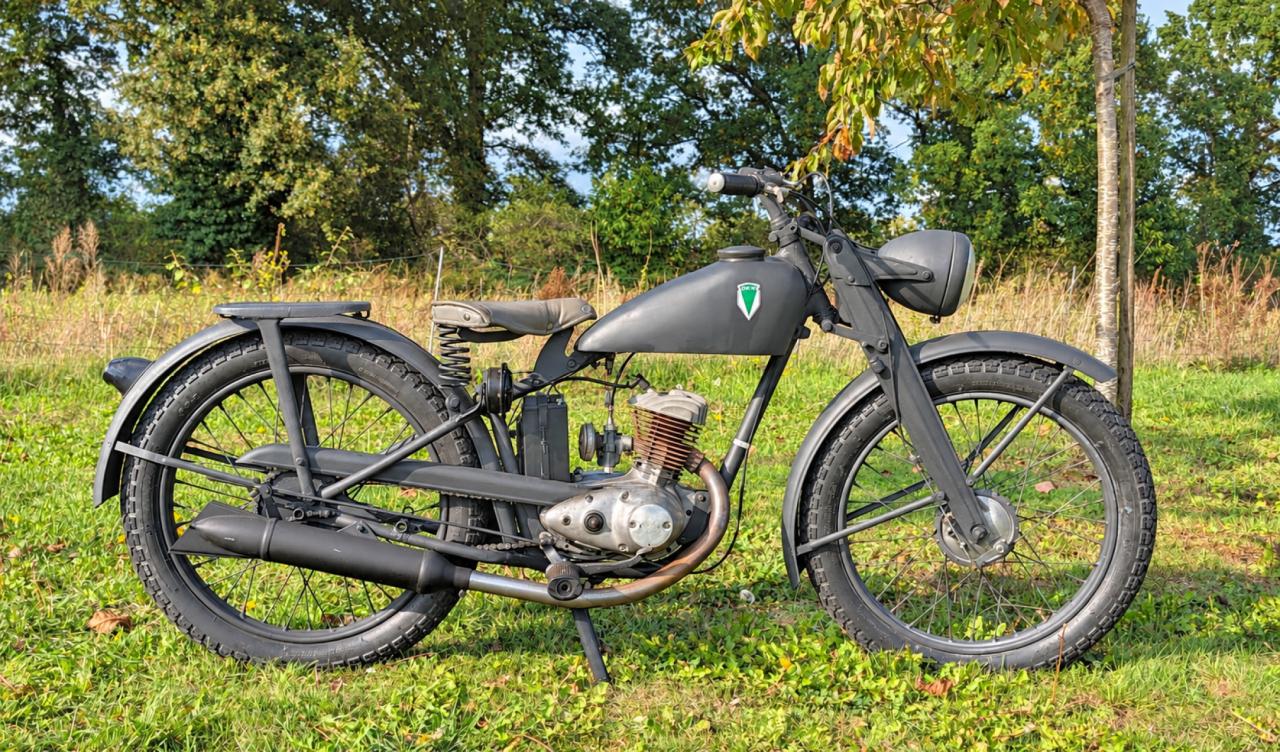 1941 DKW RT125 ex German Wehrmacht LesAnciennes.com