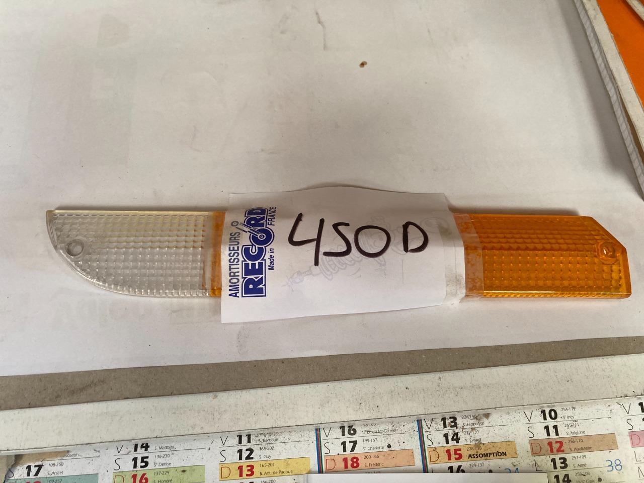 Feu clignotant D PEUGEOT 504 LesAnciennes.com