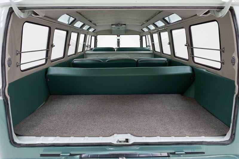 VOLKSWAGEN T1 Kombi 21 Windows - 1964 LesAnciennes.com