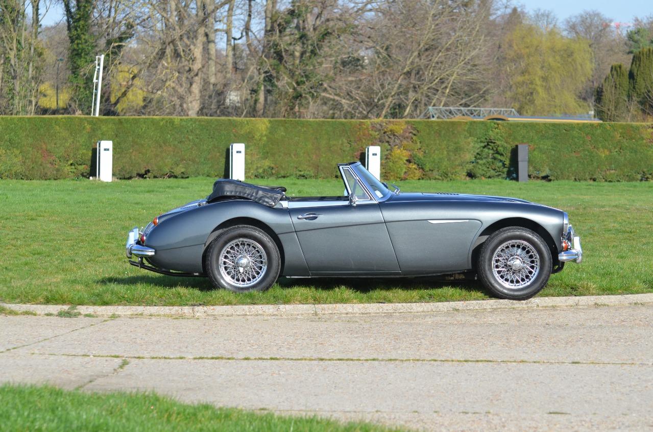 AUSTIN HEALEY 3000 BJ8 3000 MKII Cabrio - 1965 LesAnciennes.com