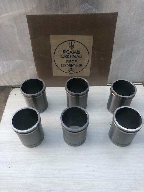 Chemises de pistons Citroen SM LesAnciennes.com