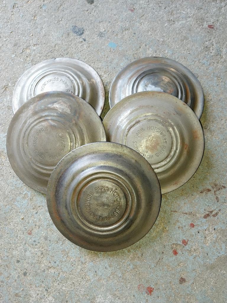 Enjoliveurs HOTCHKISS Hotchkiss LesAnciennes.com