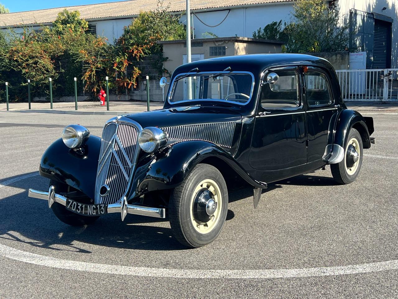 CITROEN Traction 11 BL - 1948 LesAnciennes.com