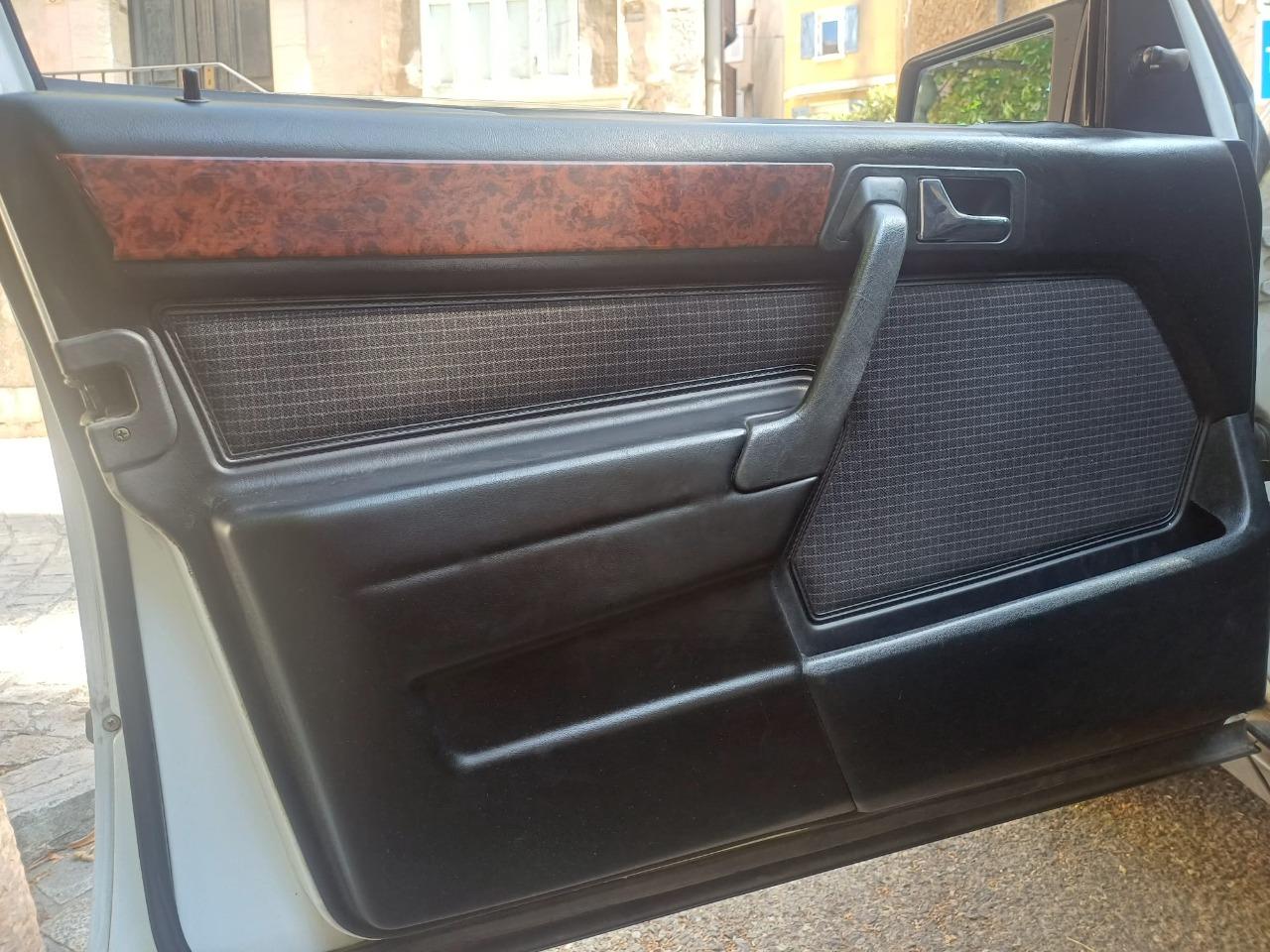 MERCEDES 190 E 2.0 122cv T0 99120km - 1987 LesAnciennes.com