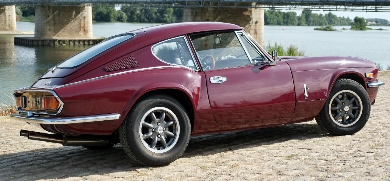 TRIUMPH GT6 MK3 - 1973 LesAnciennes.com