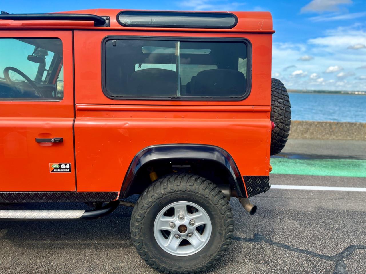 LAND ROVER Defender 90 TD5 G4 EDITION - 2003 LesAnciennes.com