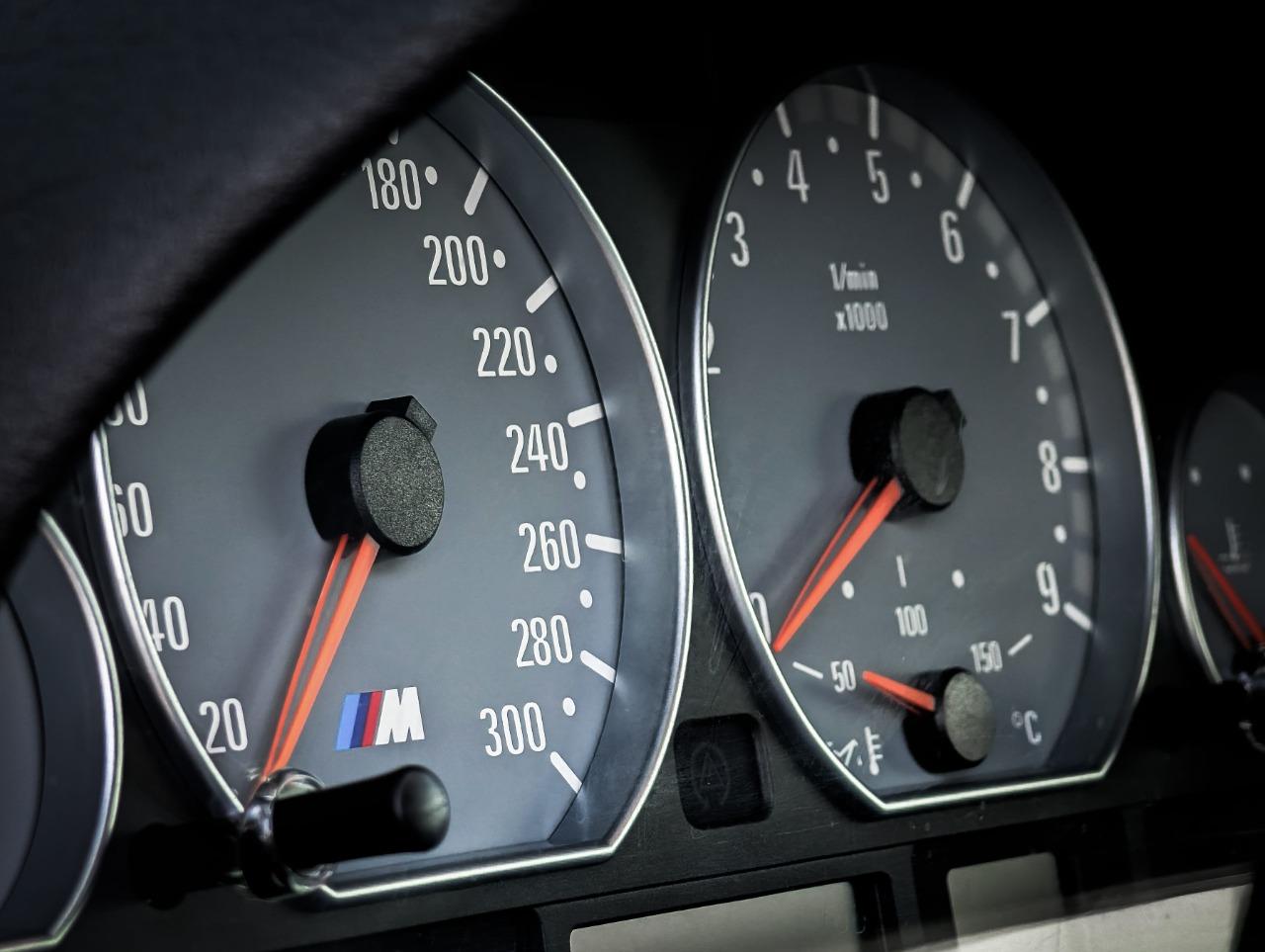 BMW M3 E46 SMG 2 - 2005 LesAnciennes.com