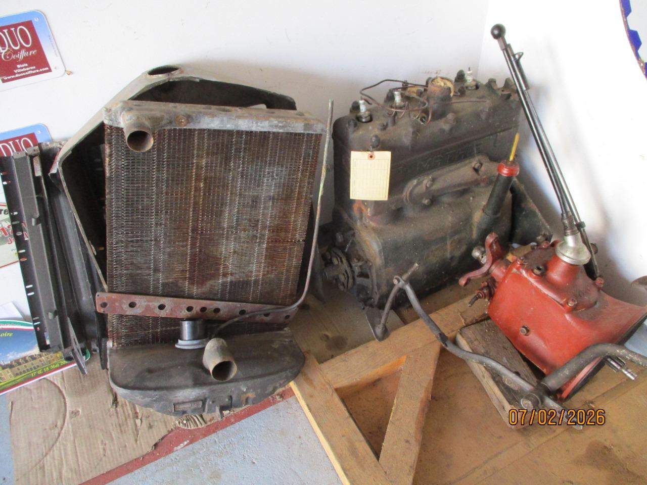 Lot de pièces MATHIS QM LesAnciennes.com