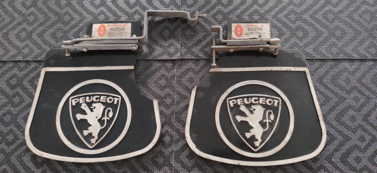 Bavettes arrière PEUGEOT 304 break LesAnciennes.com