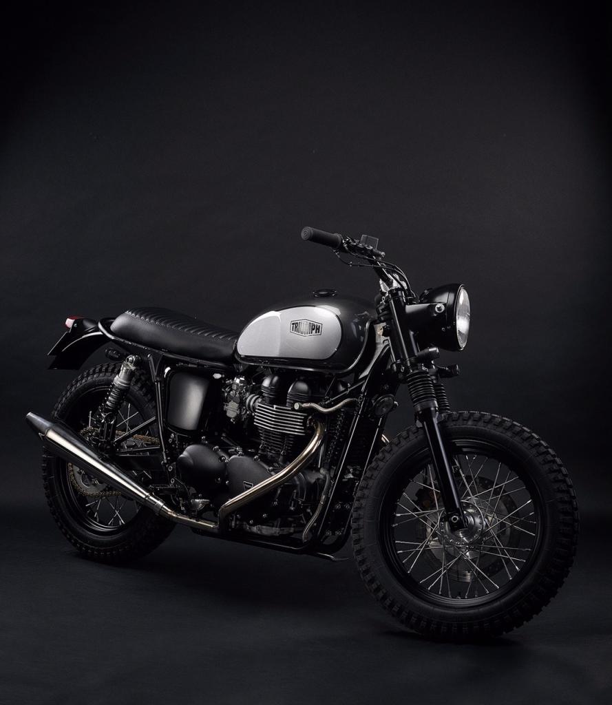 TRIUMPH Bonneville T120 - 2006 LesAnciennes.com