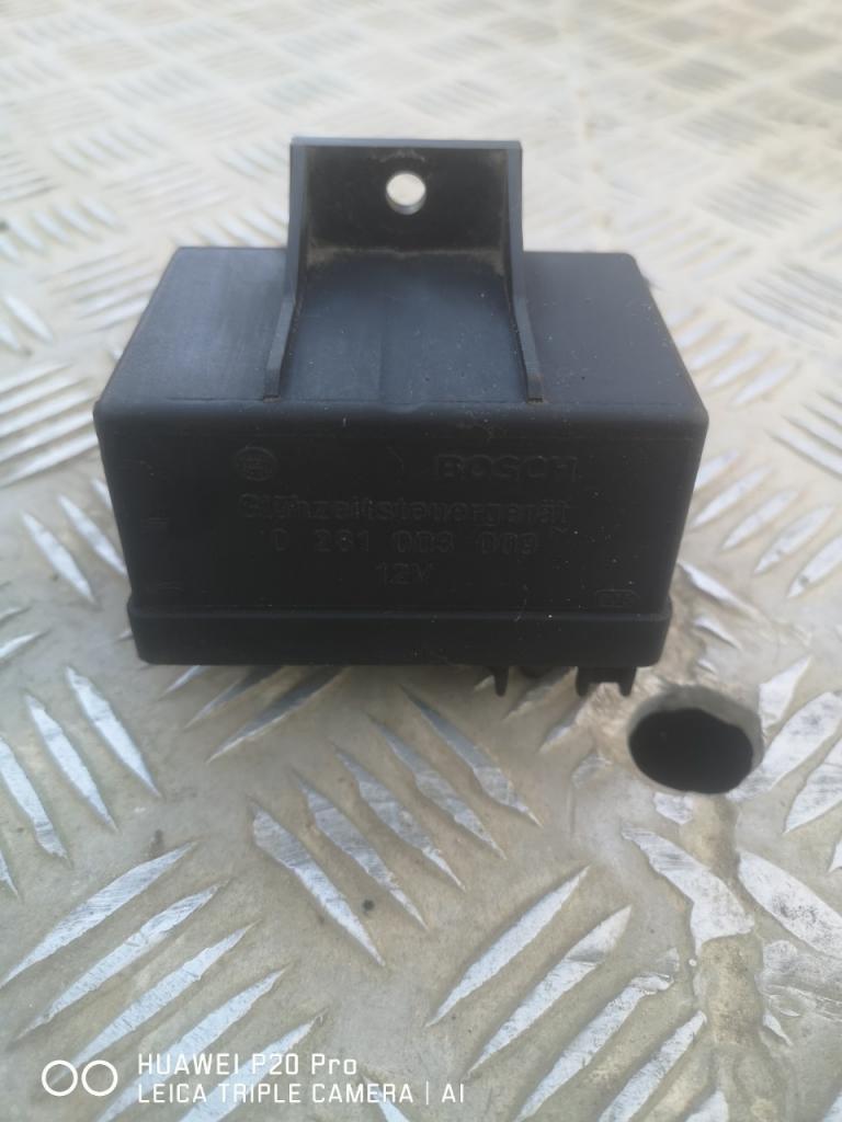 Boitier PEUGEOT 205 Diesel LesAnciennes.com