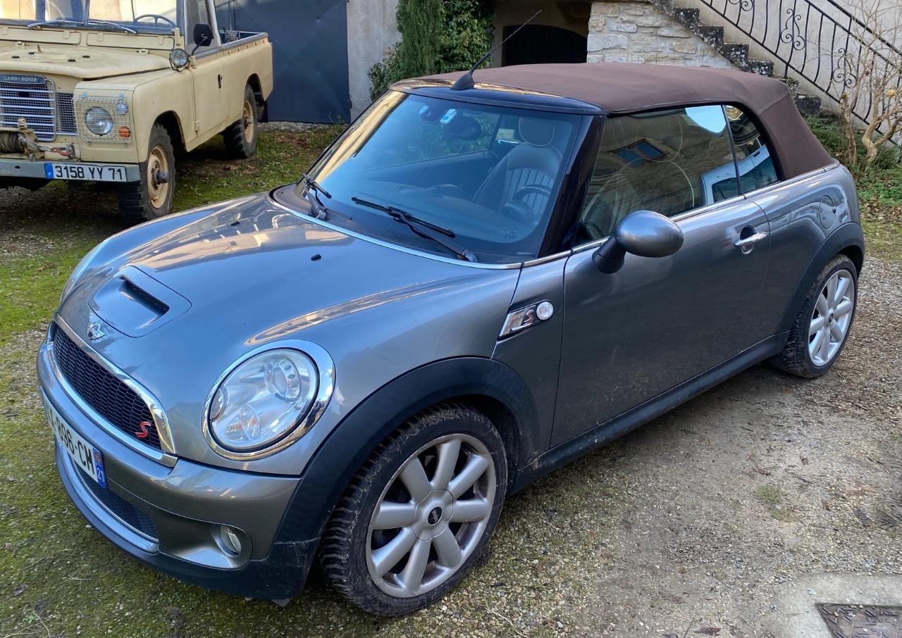 MINI Cooper S cabriolet R57 LesAnciennes.com