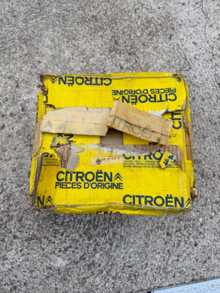 Chemises pistons CITROEN DS 21 LesAnciennes.com