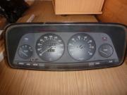 image_0-BMW 520 E 12 :6 cylindres:compteurs et cpt-tours