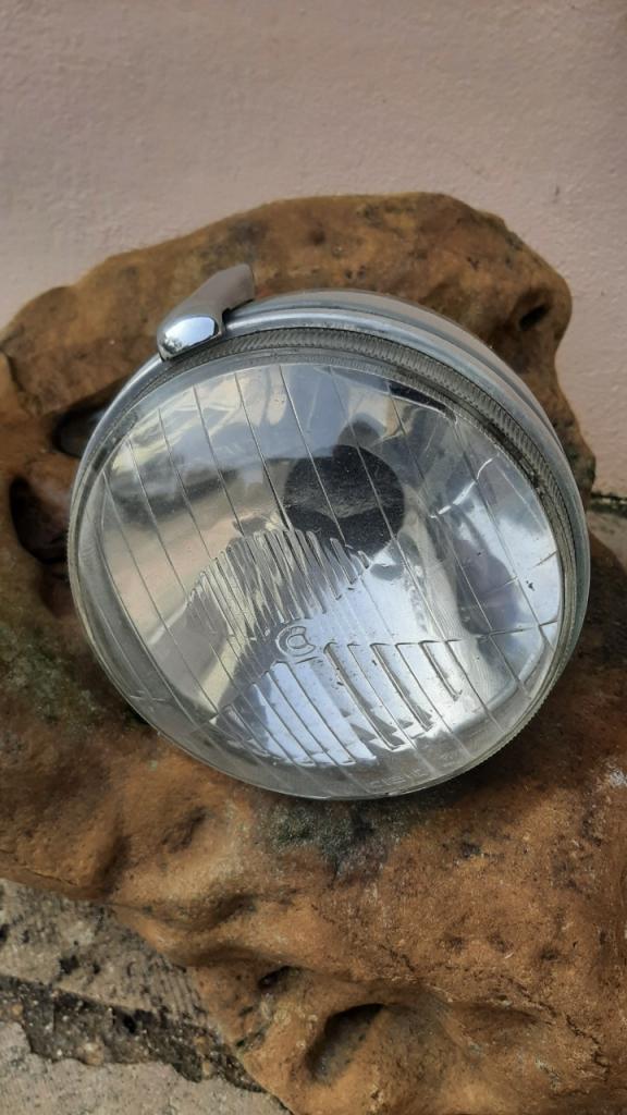 Phare CITROEN 2CV LesAnciennes.com