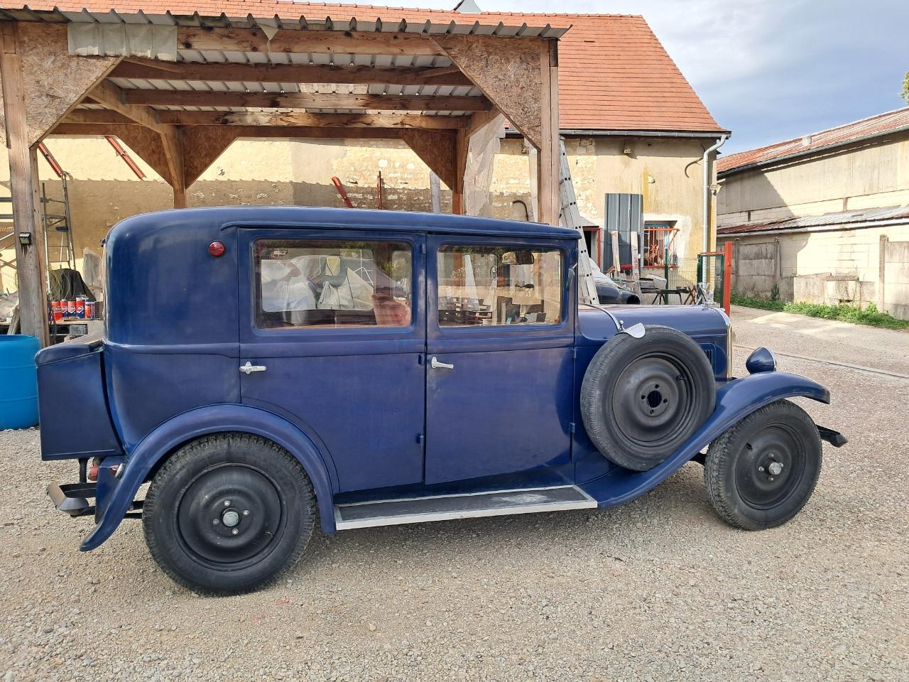 CHENARD ET WALCKER Y9C 4 portes 1950 - 1932 LesAnciennes.com