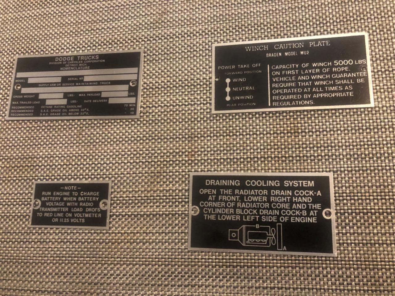 Plaquettes d’identification DODGE wc wc51 wc52 LesAnciennes.com