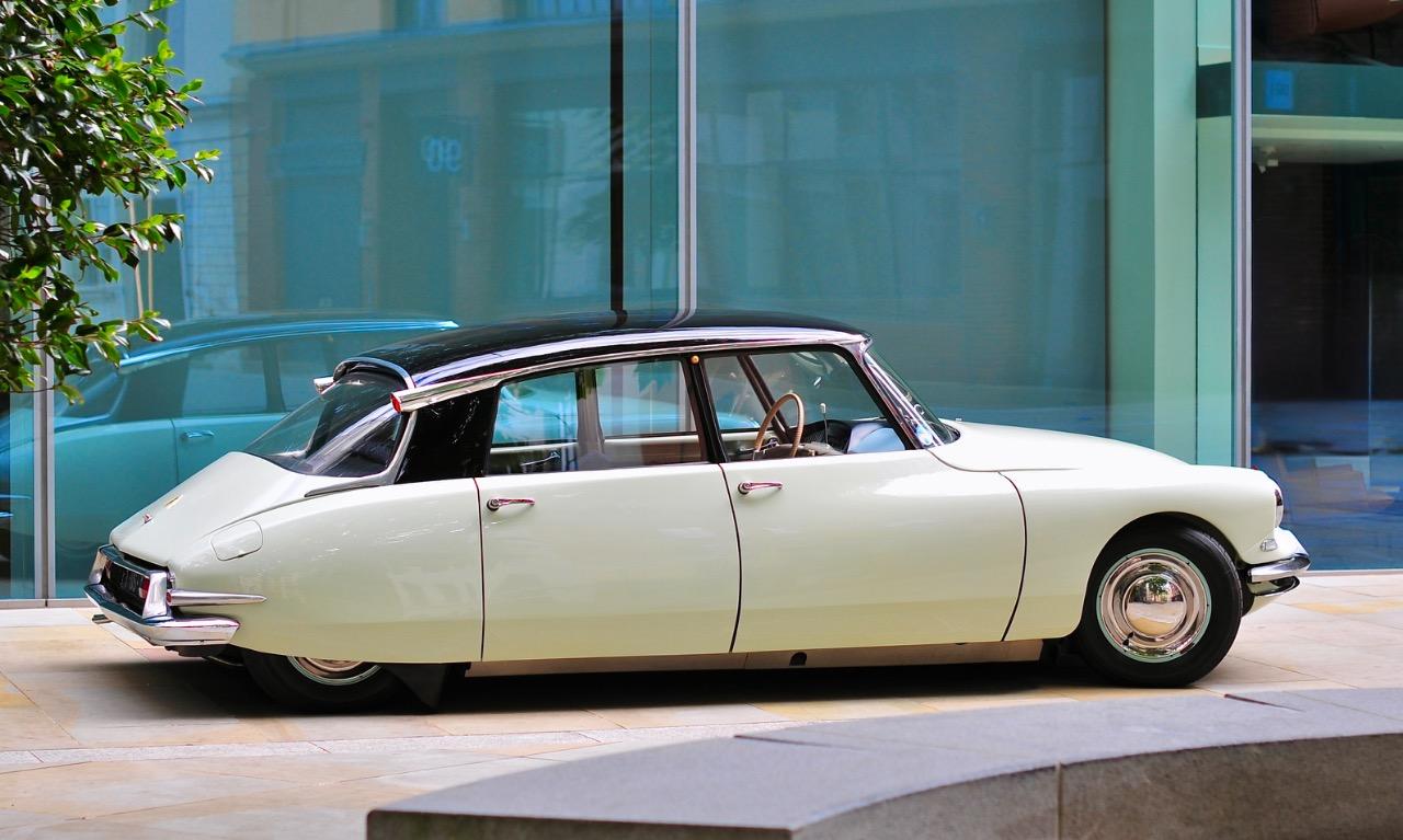 CITROEN DS DS 19 - 1958 LesAnciennes.com