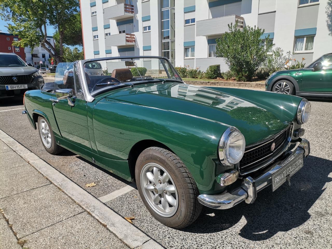 MG Midget 1500 - 1976 LesAnciennes.com