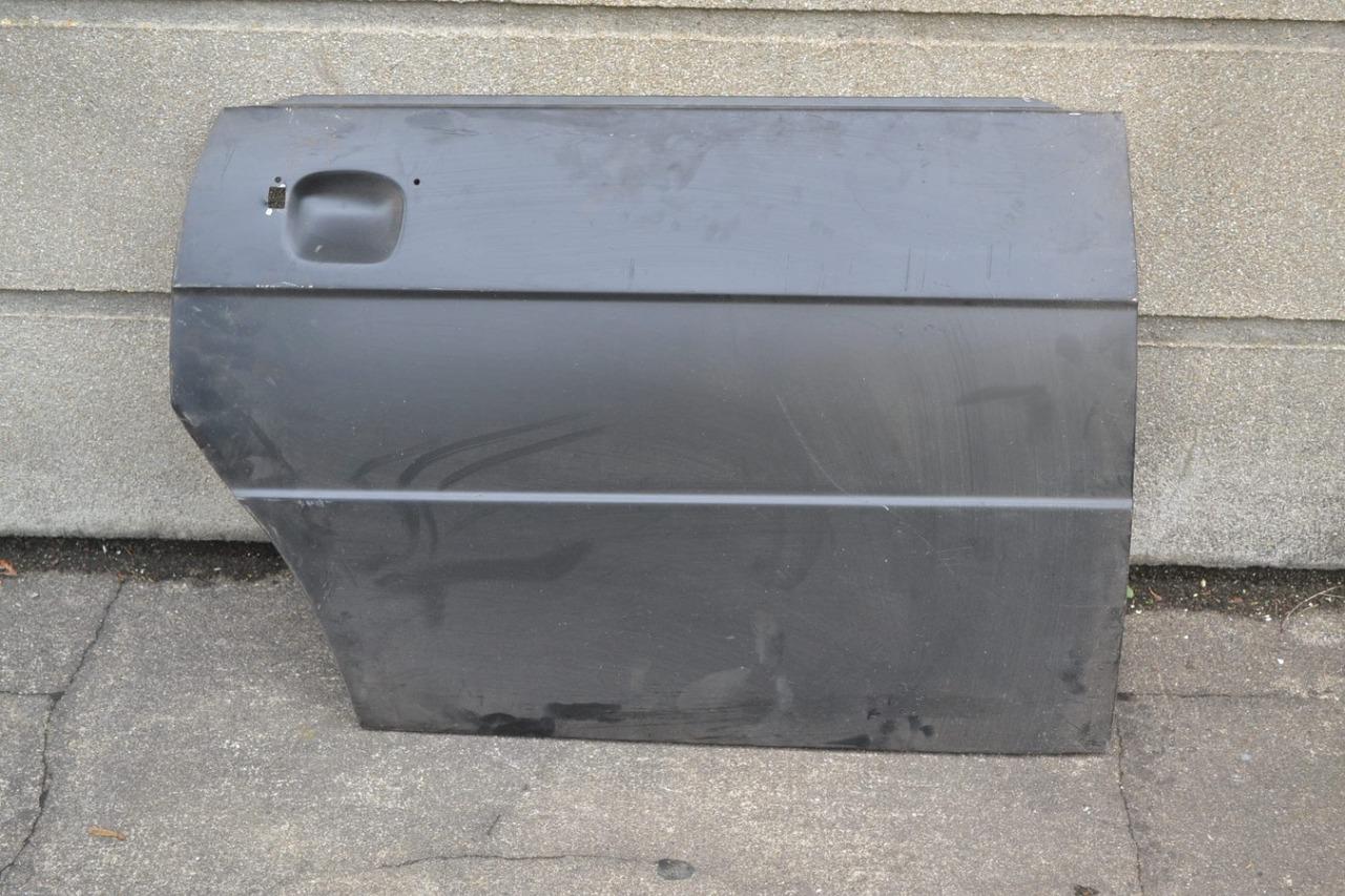 Panneau porte AR D SIMCA 1307 1308 LesAnciennes.com