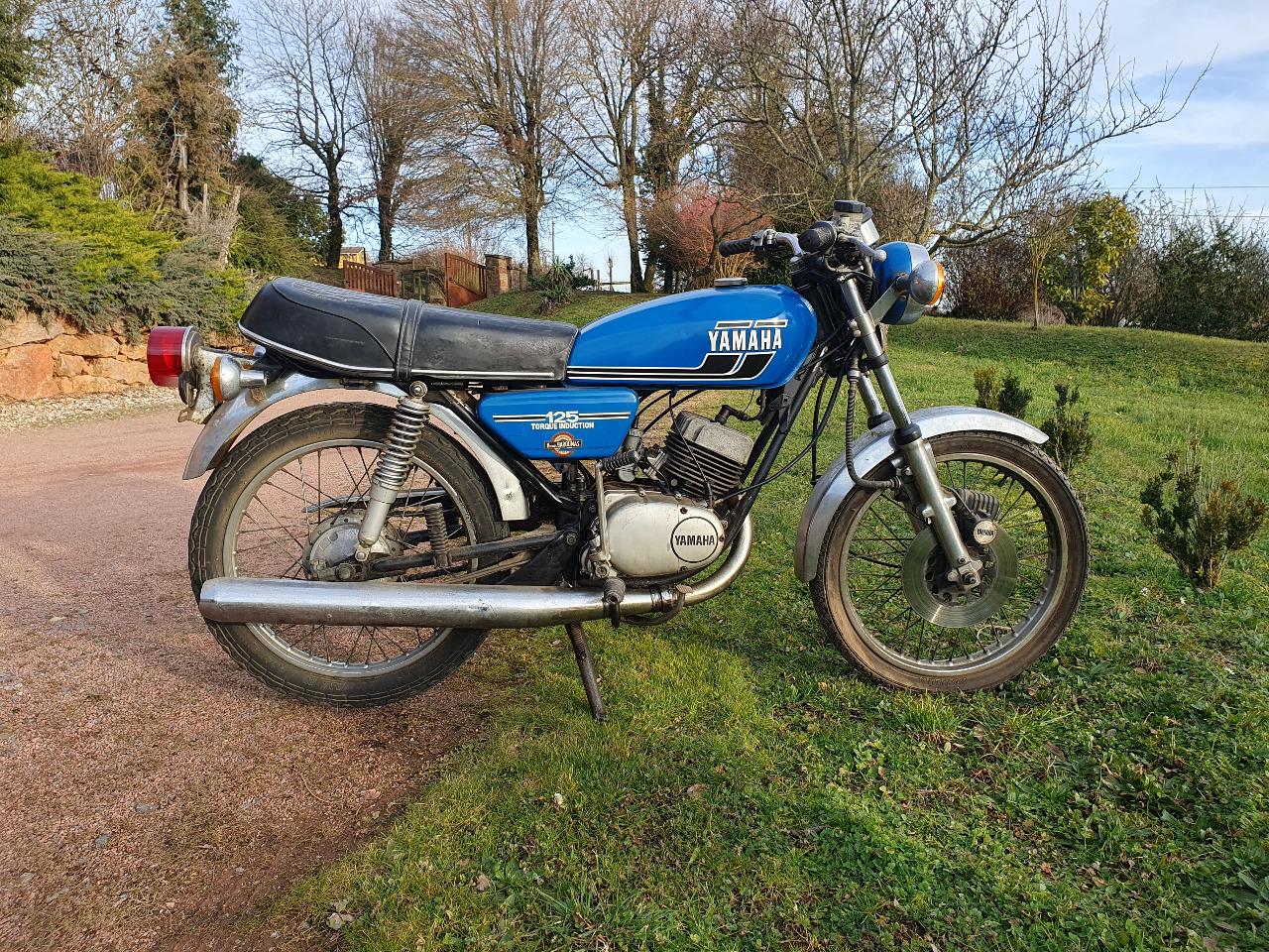 YAMAHA 2 Yamaha RS 125 2AO - 1976 LesAnciennes.com