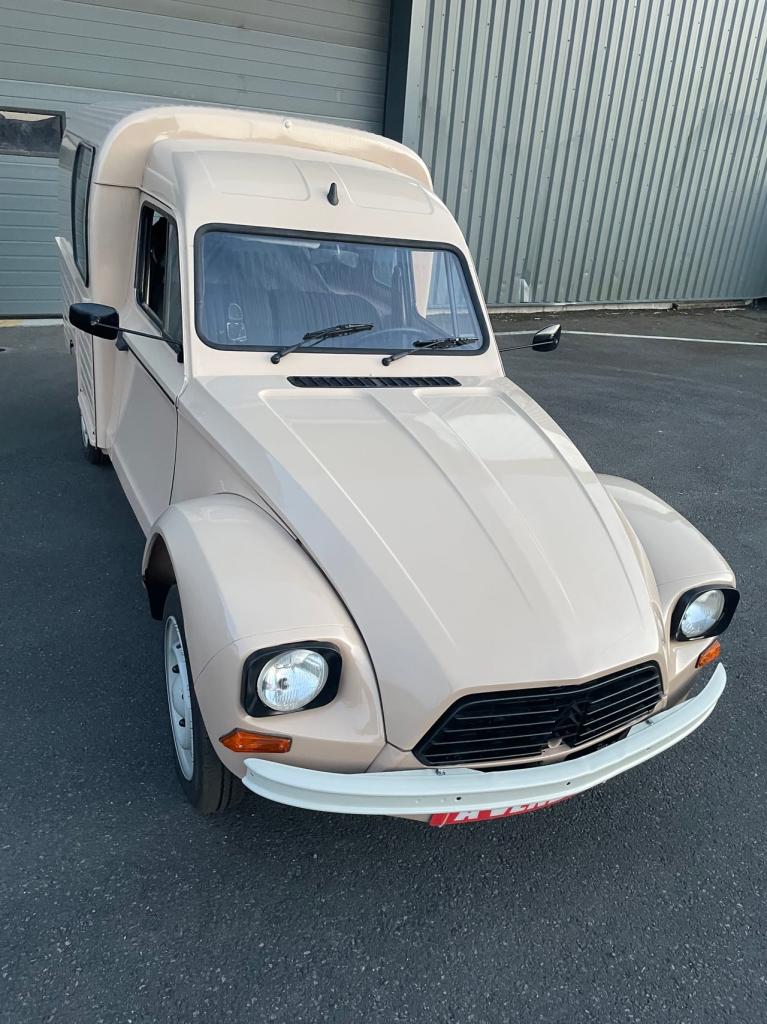 1982 Citroën Acadiane LesAnciennes.com