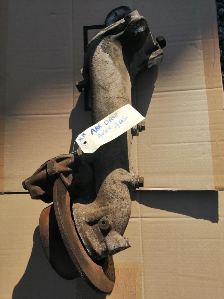 CITROEN XM bras de suspension arrière complet LesAnciennes.com